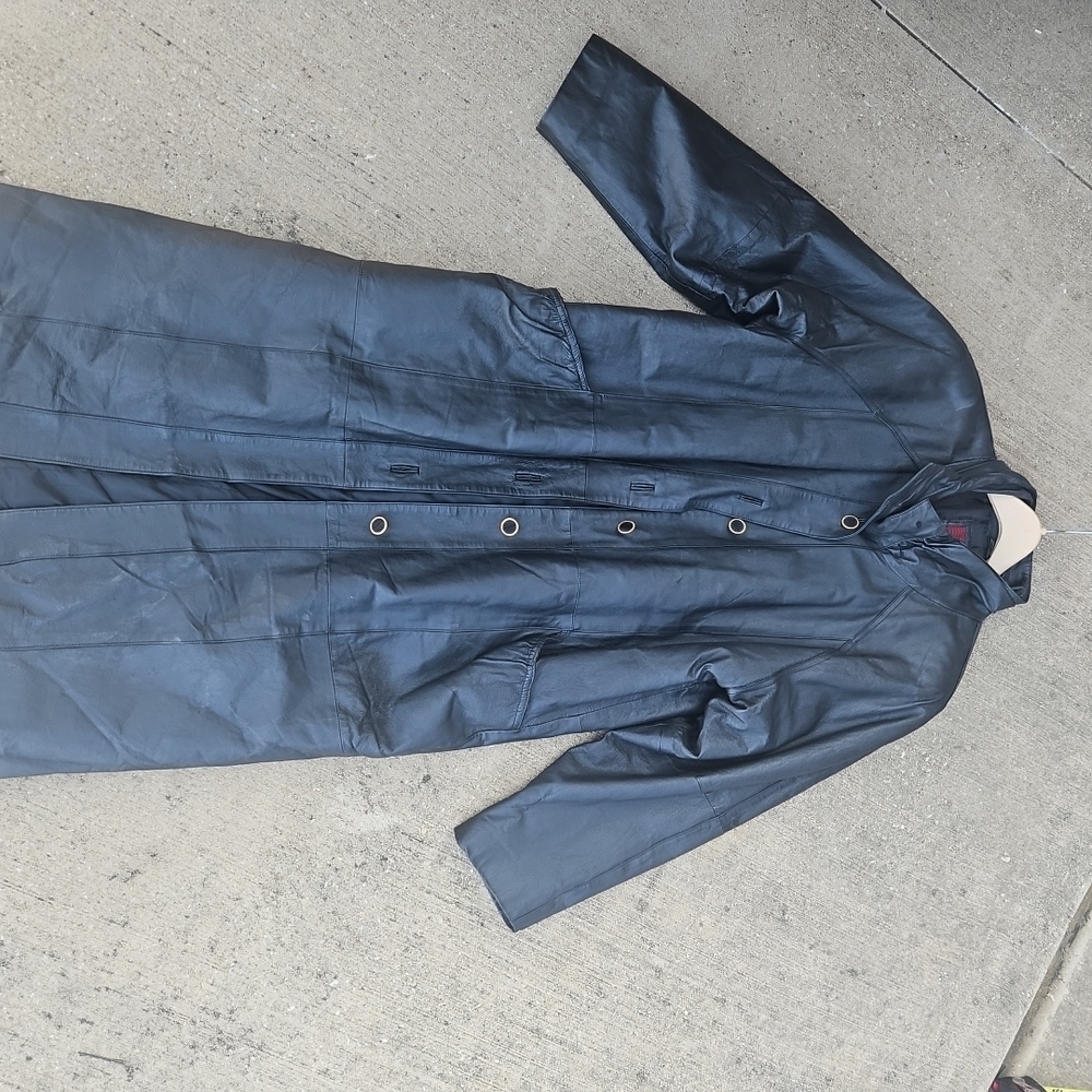 G III Women's Black Leather Jacket - Picture 7 of 16